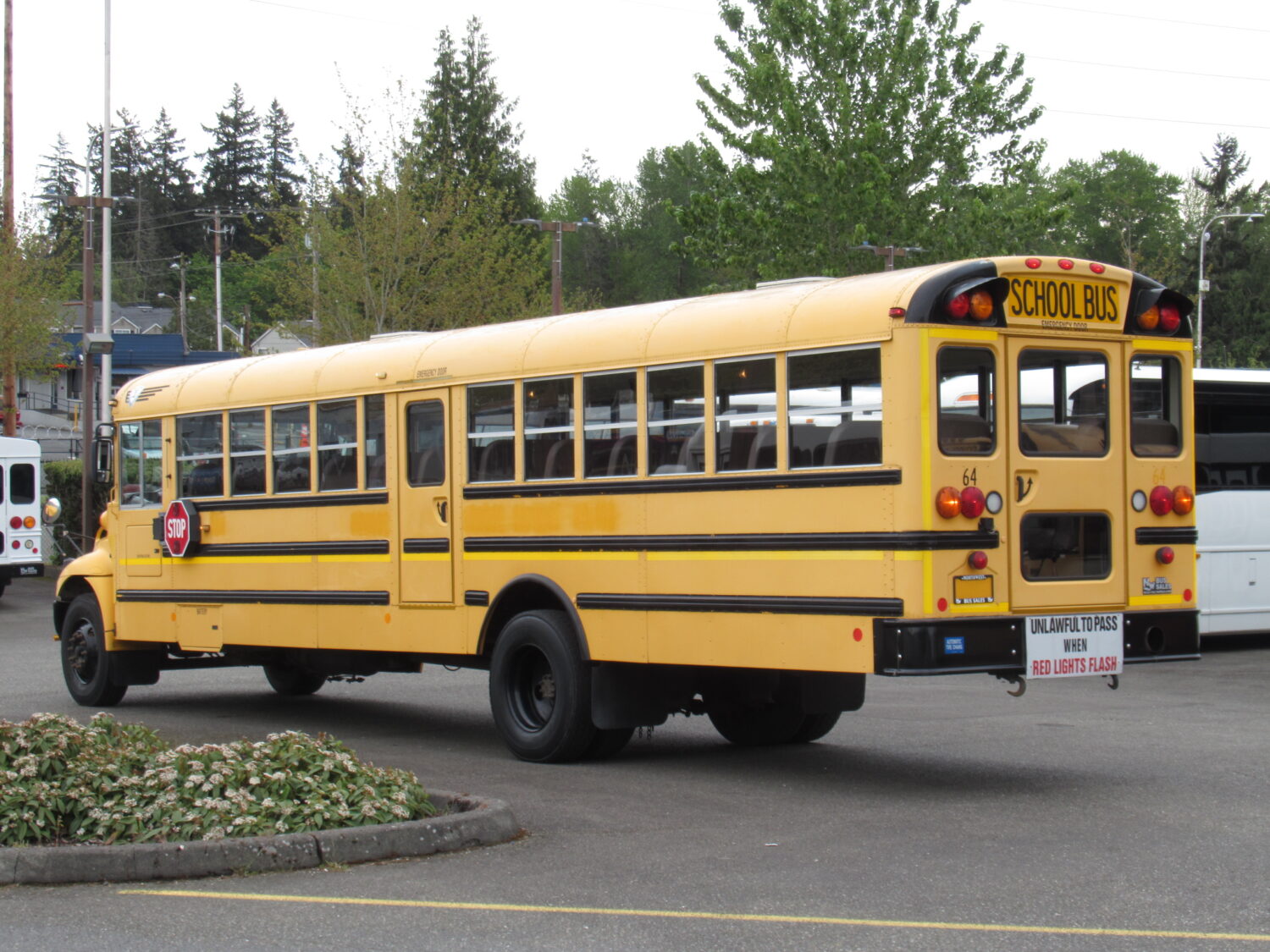 2009 IC CE300 - 12 Row School Bus - B14792 - Image 3