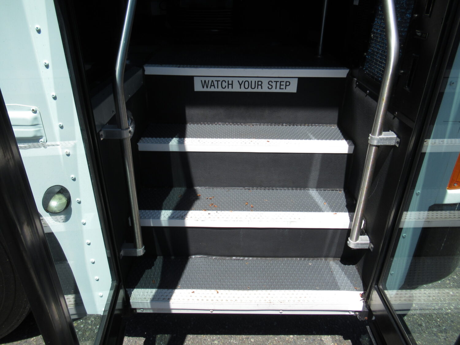 2018 IC RC 44 PASSENGER COMMERCIAL BUS - B73189 - Image 10