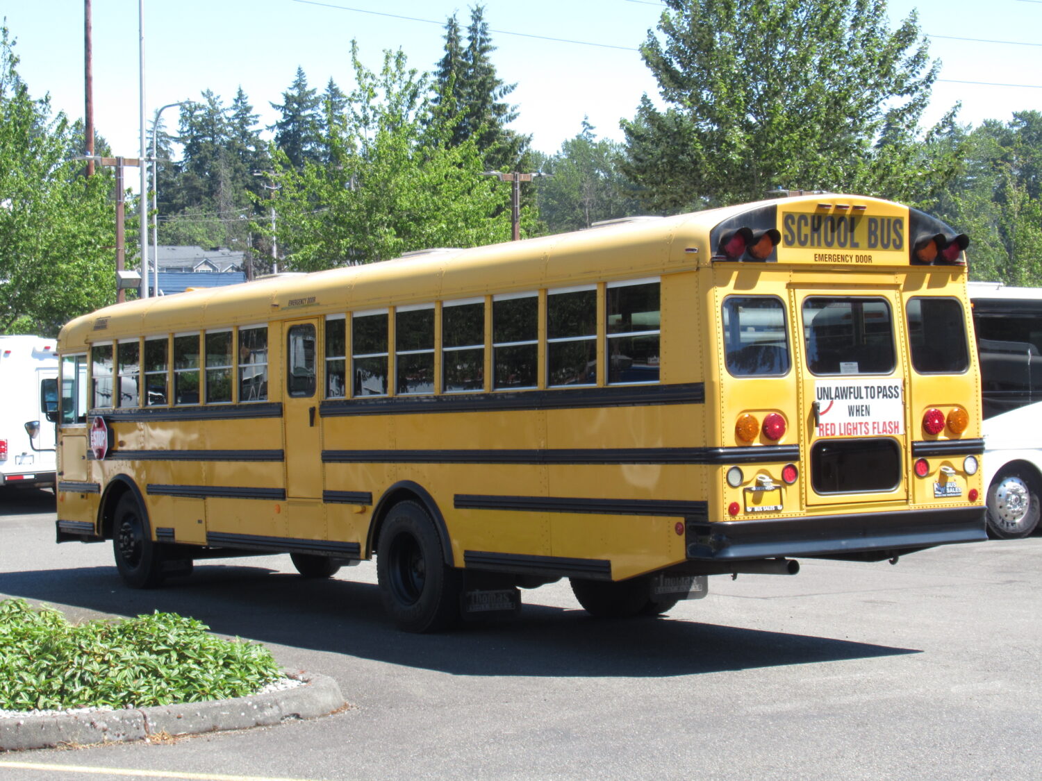 2006 Thomas Saf-T-Liner 13 Row School Bus - B71264 - Image 4