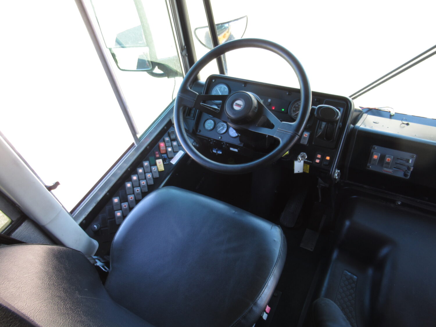 2006 Thomas Saf-T-Liner 13 Row School Bus - B71264 - Image 7