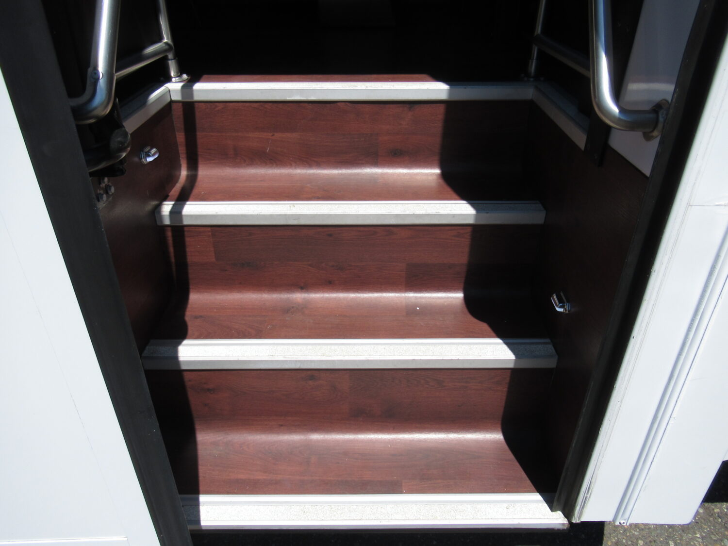 2013 Ford Ameritrans 32 Passenger Shuttle Bus - S38136 - Image 10