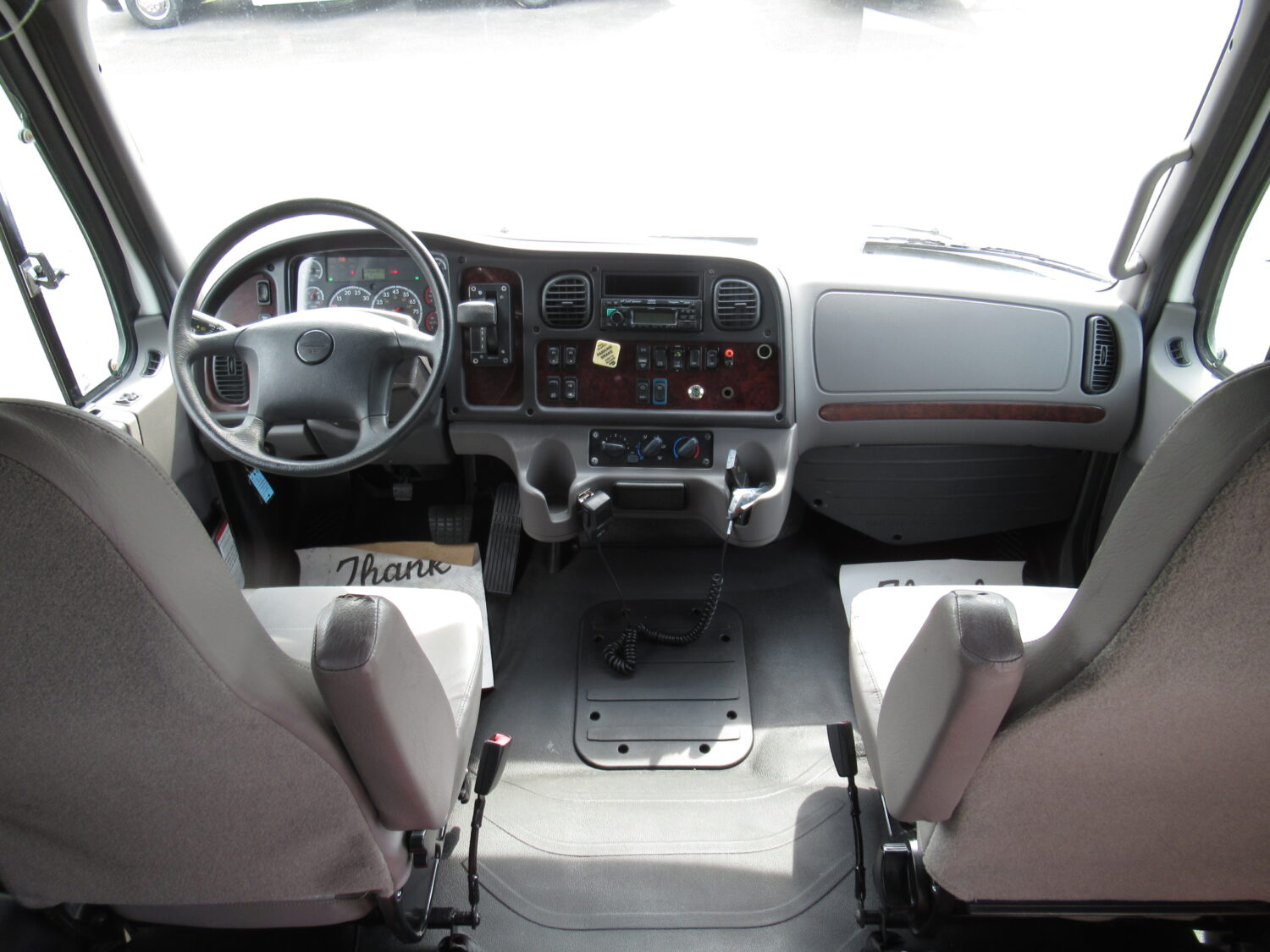 2014 Freightliner Ameritrans 42 Passenger Shuttle Bus - ST3395 - Image 8