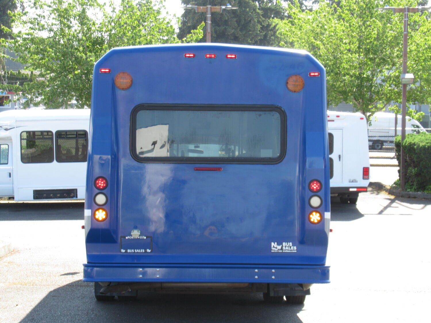 2010 Eldorado 12 Pass & 2 Wheelchair - S00390 - Image 10