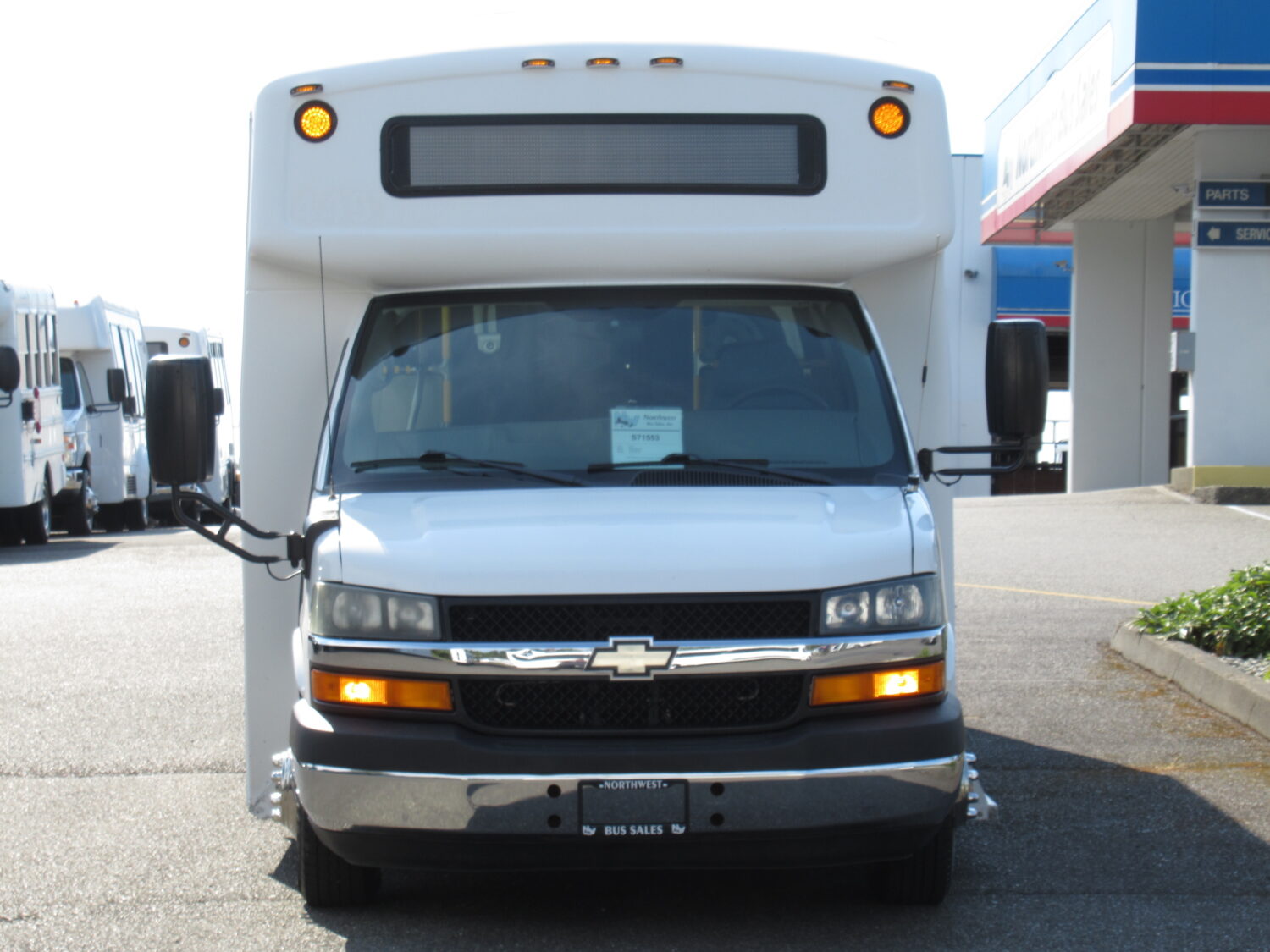 2013 Chevrolet Champion 16 Passenger ADA Shuttle Bus - S71553 - Image 10