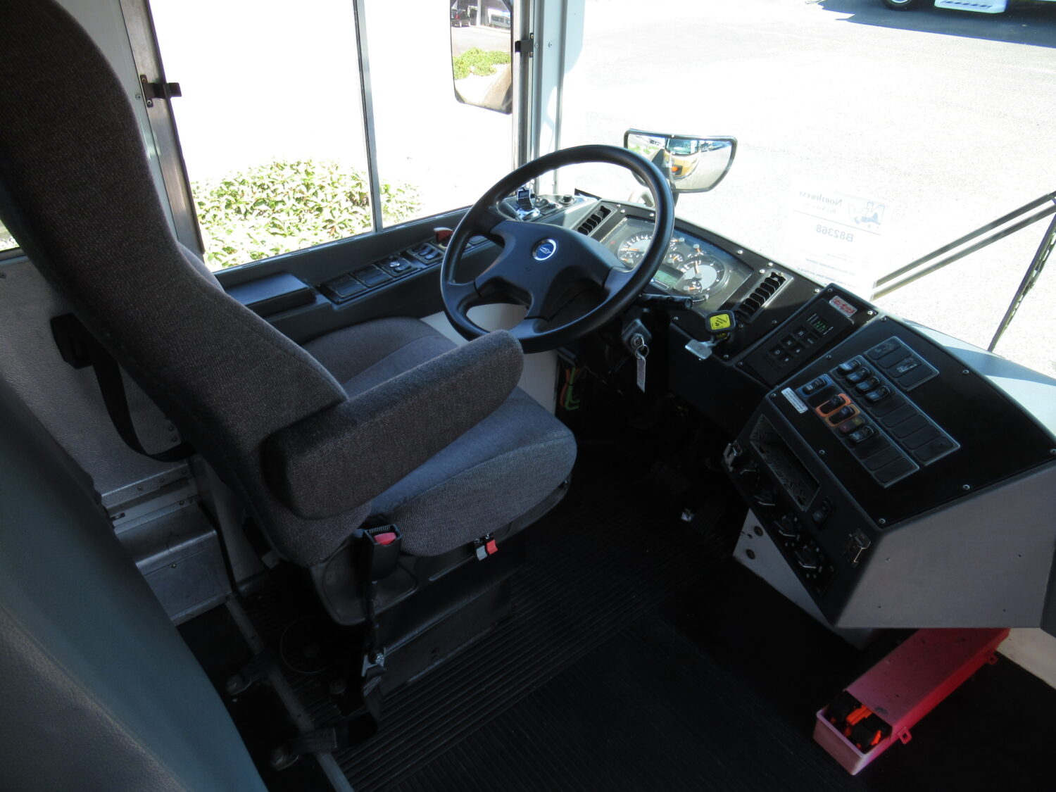 2012 Blue Bird All American 13 Row School Bus - B82368 - Image 8