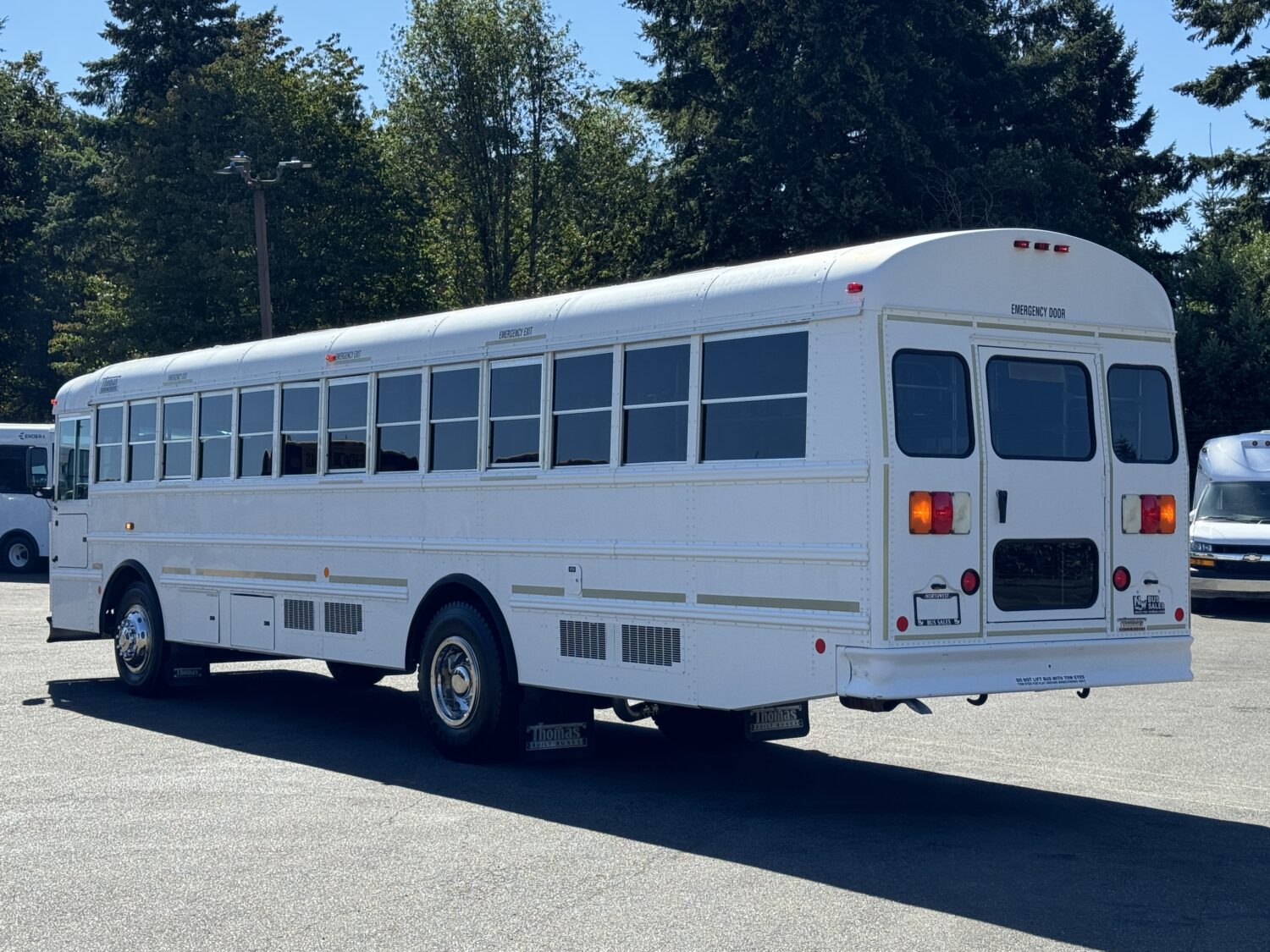 2013 Thomas Saf-T-Liner 36 Passenger + Rear Luggage - B55317 - Image 4