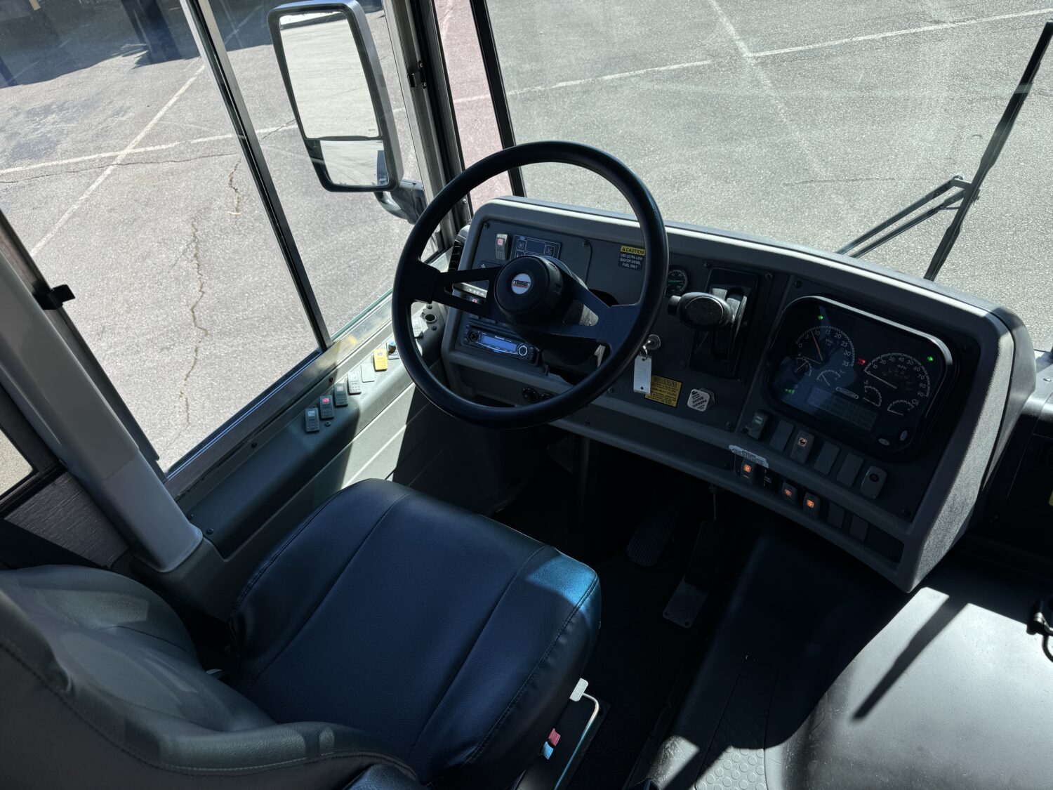 2013 Thomas Saf-T-Liner 36 Passenger + Rear Luggage - B55317 - Image 5