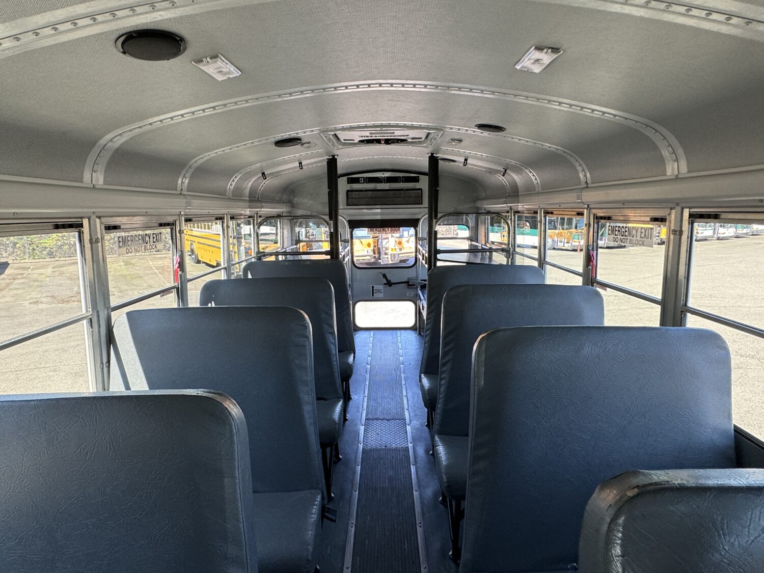 2013 Thomas Saf-T-Liner 36 Passenger + Rear Luggage - B55317 - Image 7