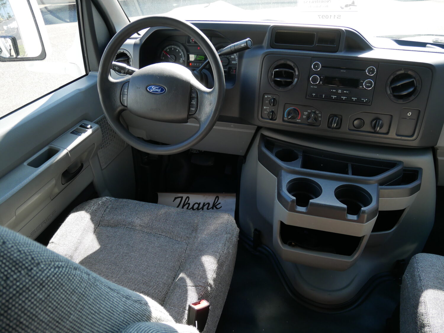 2016 Ford Starcraft 14 Pass w/Interior Luggage Rack Shuttle Bus - S11097 - Image 5