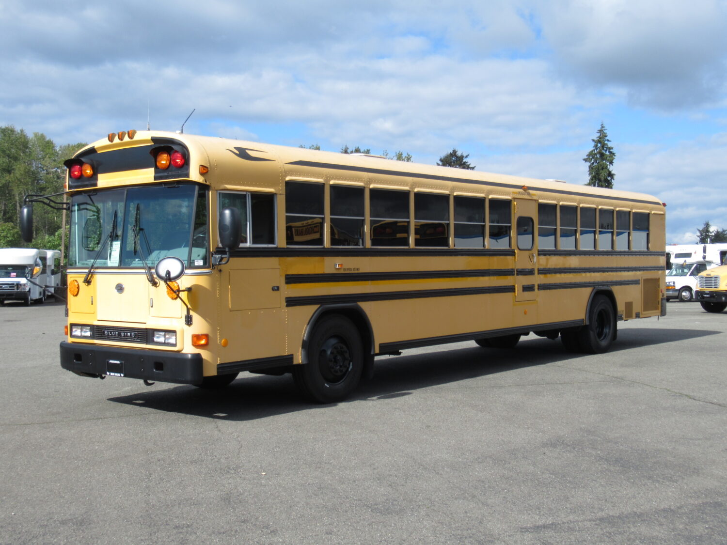 2006 Blue Bird All American 78 Passenger School Bus - B34396 - Image 2