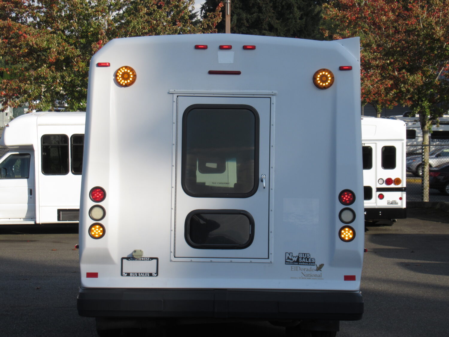 2011 Chevrolet Eldorado Aerotech 14 Passenger ADA Shuttle Bus - S90511 - Image 11