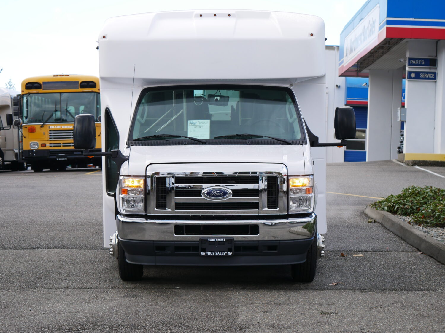 2021 Ford Turtle Top Terra Transit 14 Passenger ADA Shuttle Bus - S01201 - Image 12