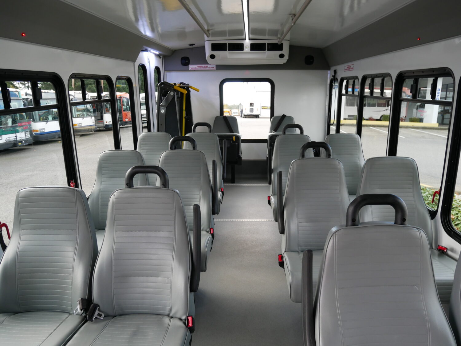 2021 Ford Turtle Top Terra Transit 14 Passenger ADA Shuttle Bus - S01201 - Image 6