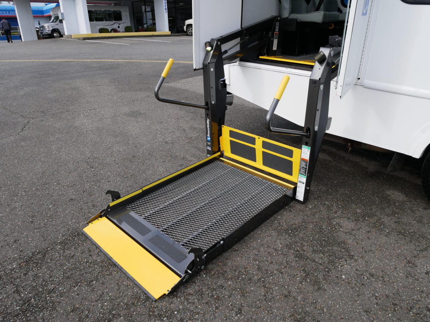 2021 Ford Turtle Top Terra Transit 14 Passenger ADA Shuttle Bus - S01201 - Image 10