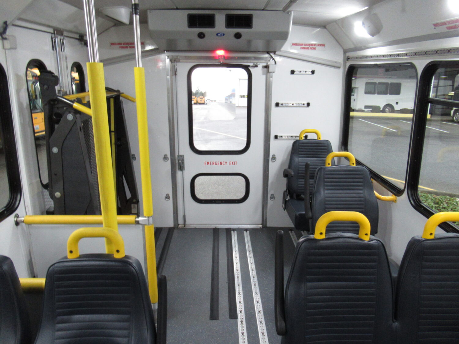 2016 Chevrolet Glaval Titan II 14 Passenger Shuttle Bus - S36364 - Image 7