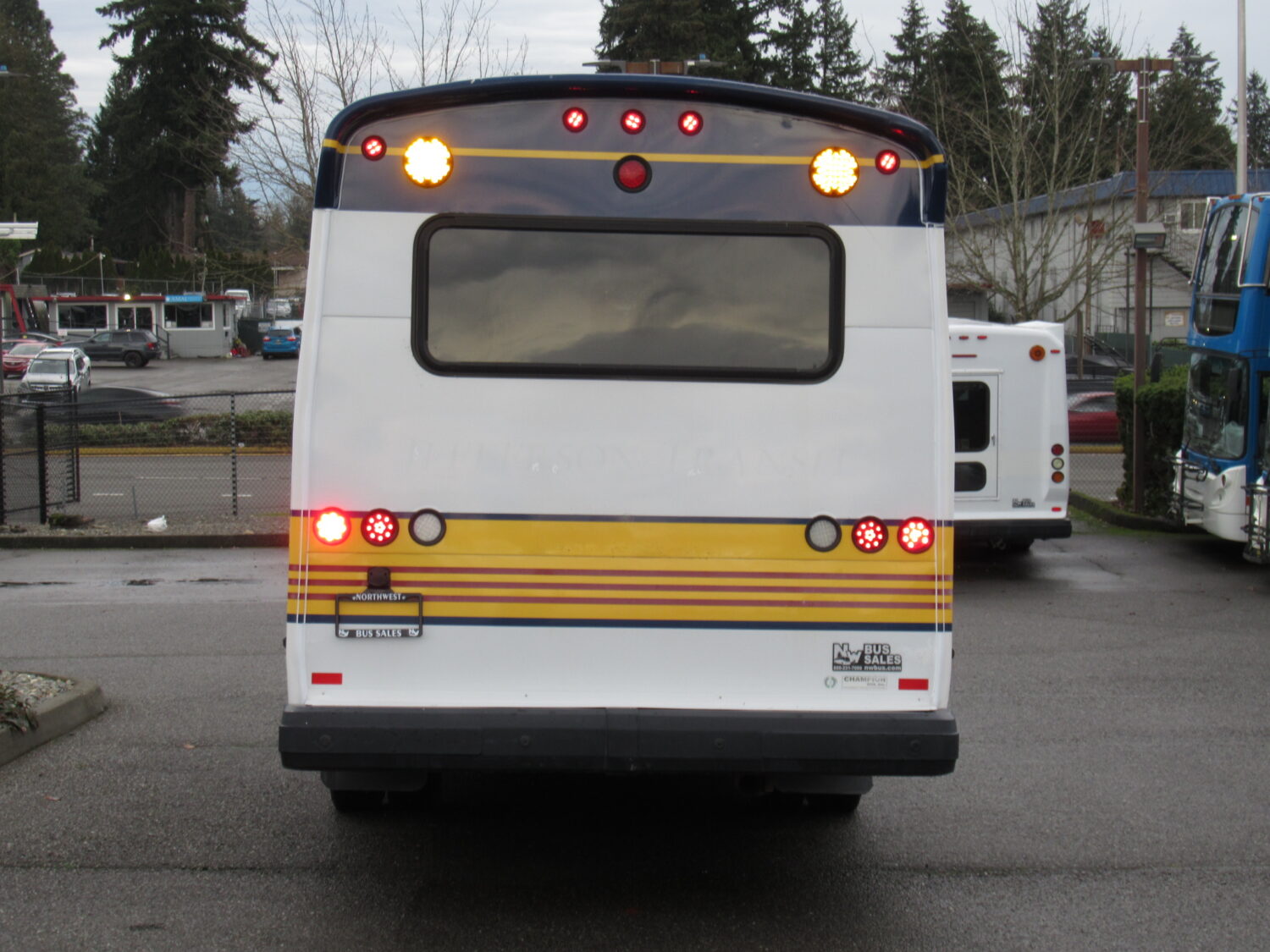 2010 Chevrolet Champion 14 Passenger ADA Shuttle Bus - S22428 - Image 11