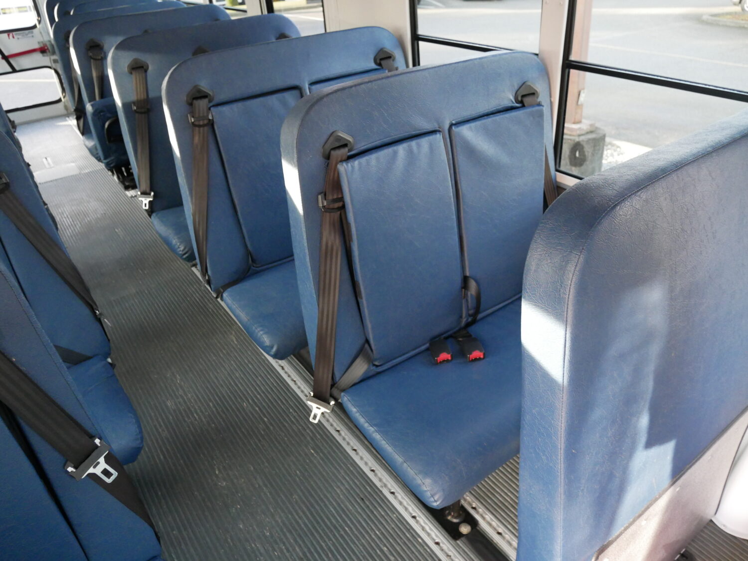 2016 Ford Starcraft Quest XL 35 Passenger Type-B School Bus - B00382 - Image 8