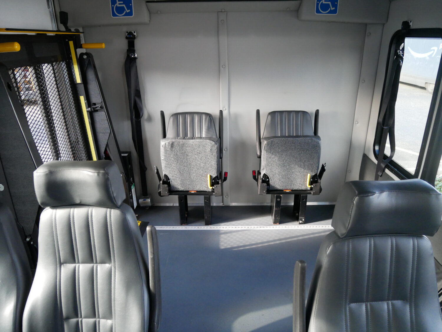 2016 Ford Starcraft Allstar 14 ADA + Rear Luggage Shuttle Bus - S57048 - Image 8