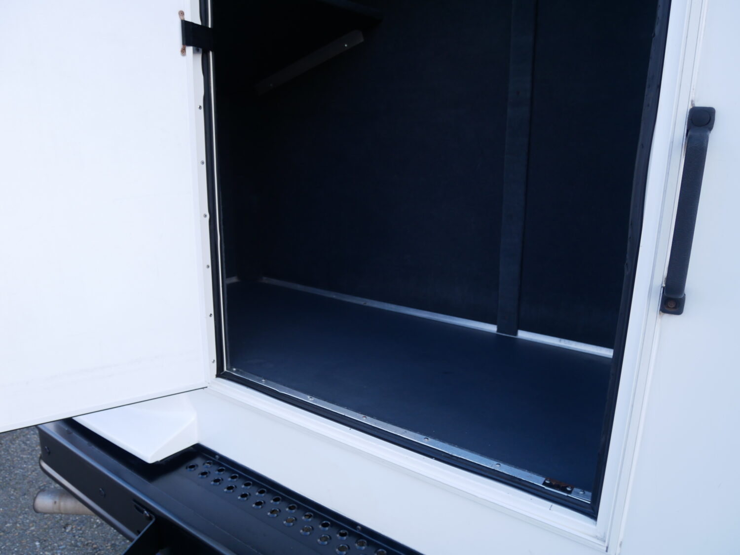 2016 Ford Starcraft Allstar 14 ADA + Rear Luggage Shuttle Bus - S57048 - Image 11