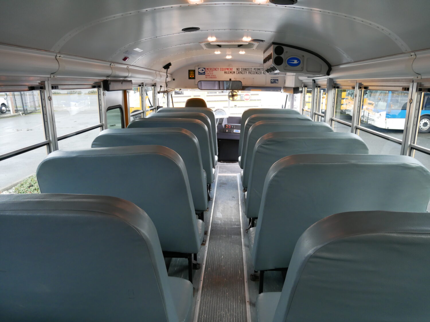 2015 Blue Bird Vision 42 Passenger Short School Bus - B05552 - Image 8