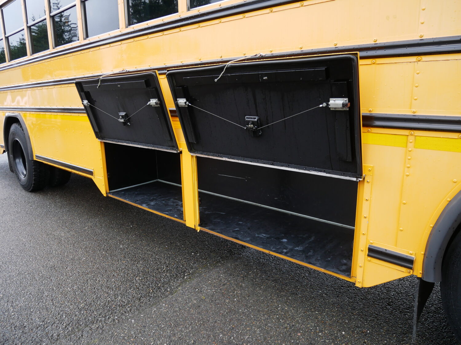 2010 Blue Bird All American 81 Passenger School Bus - B74859 - Image 10
