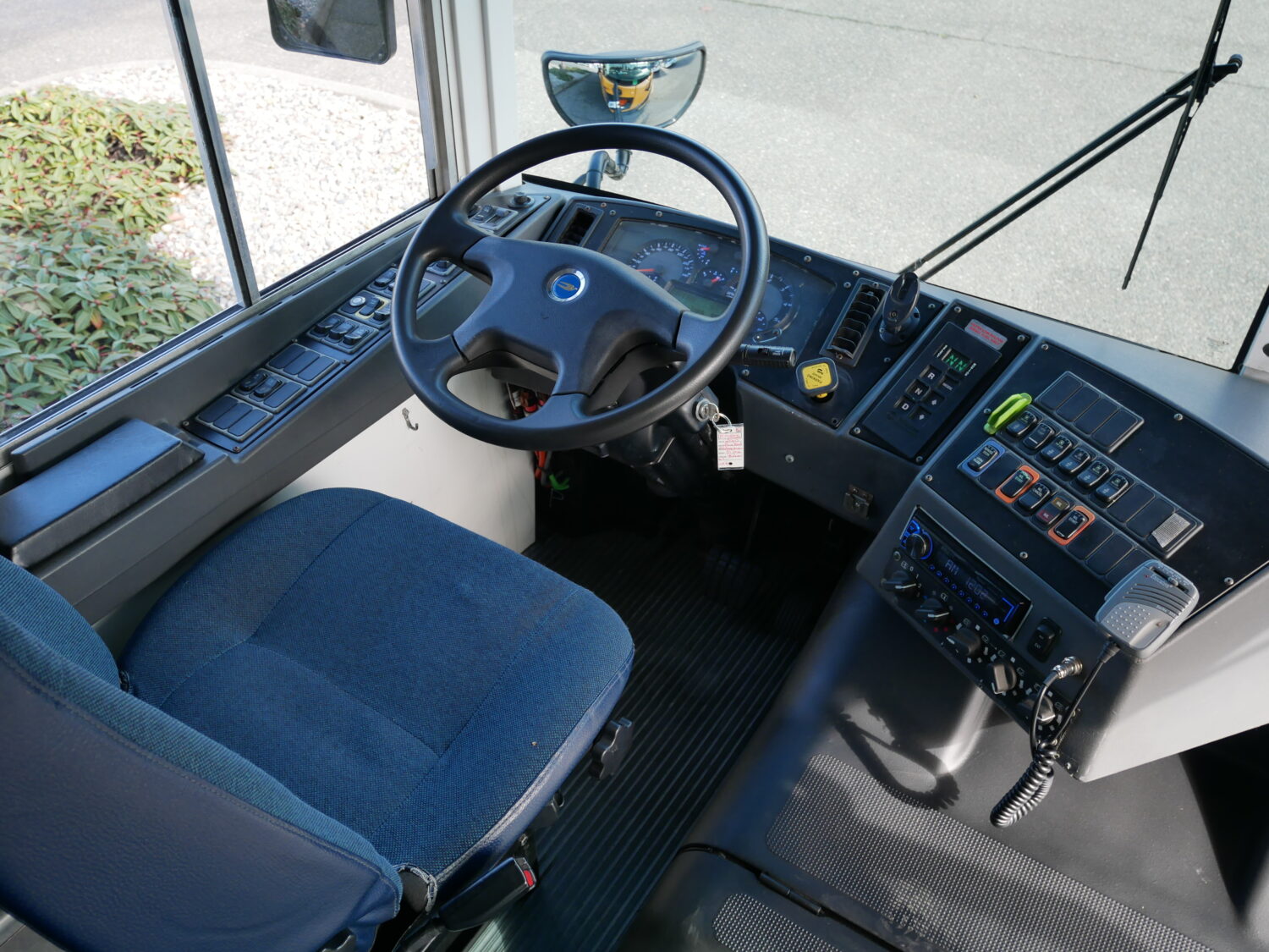 2010 Blue Bird All American 81 Passenger School Bus - B74858 - Image 5