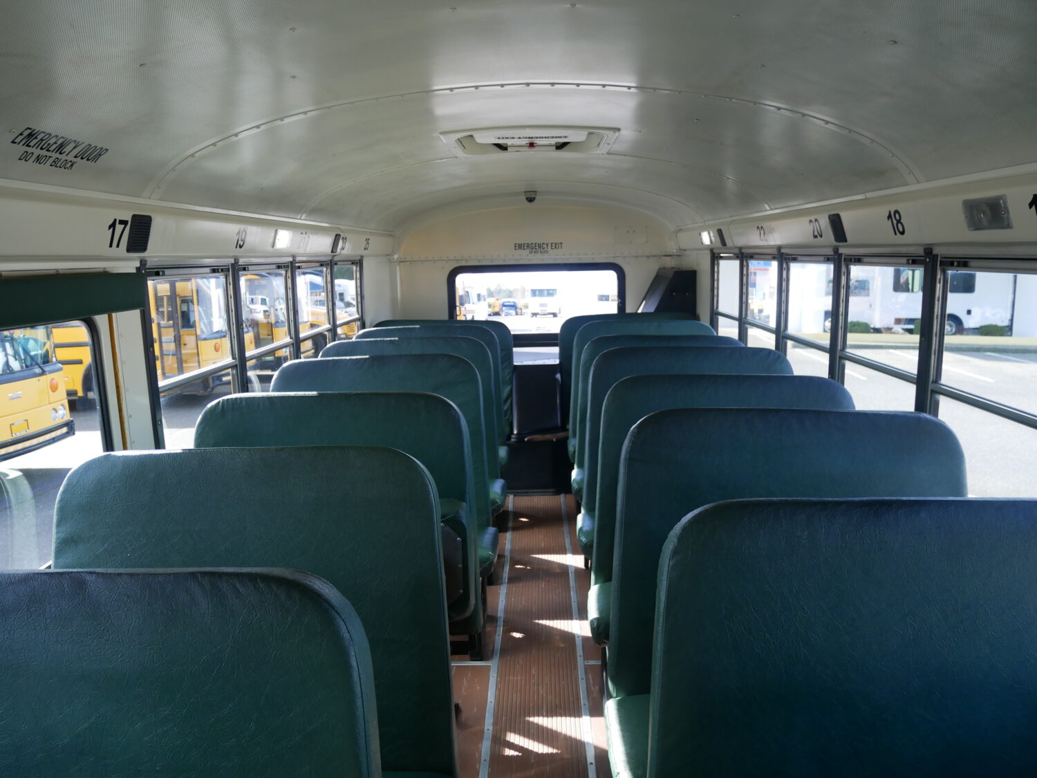 2011 IC RE300 13 Row School Bus - B09016 - Image 7