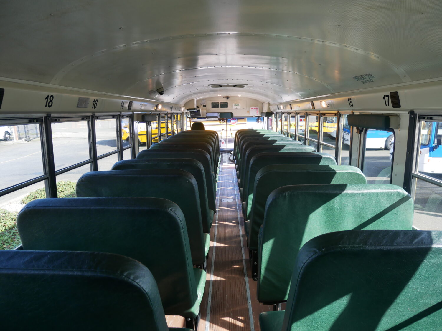 2011 IC RE300 13 Row School Bus - B09016 - Image 8