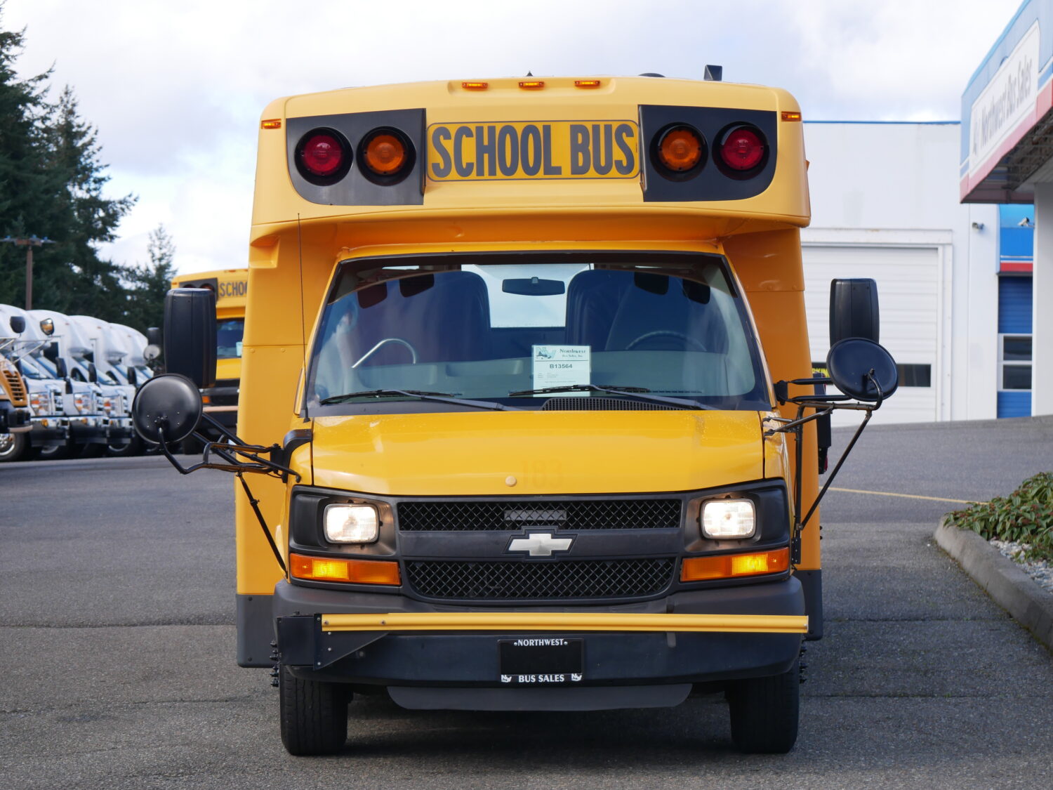 2011 Chevrolet Girardin 30 Pax School Bus - B13564 - Image 12