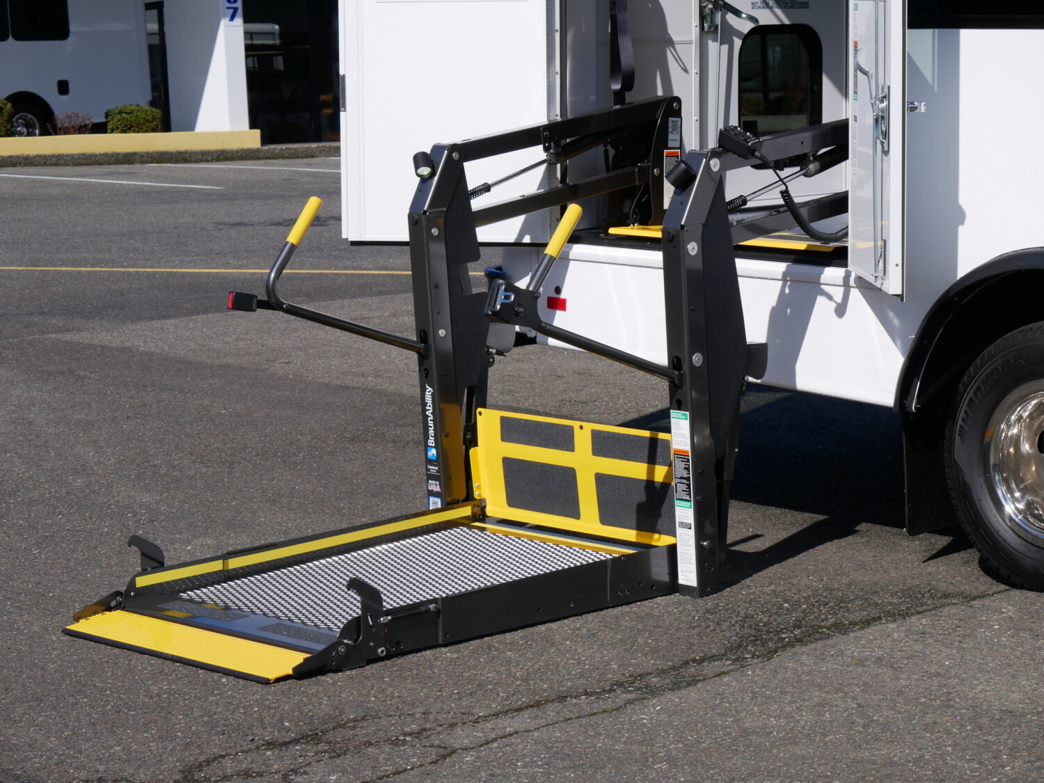 2024 Ford Endera 12 Pass & 2 Wheelchair Shuttle Bus - S36692 - Image 10