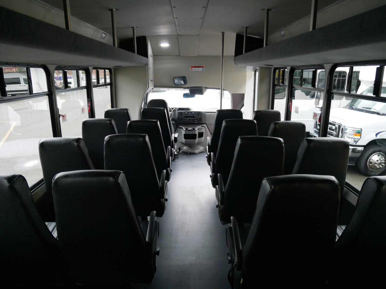 2025 Ford Starcraft MVP 24 Pass w/Rear Luggage - S12432 - Image 8