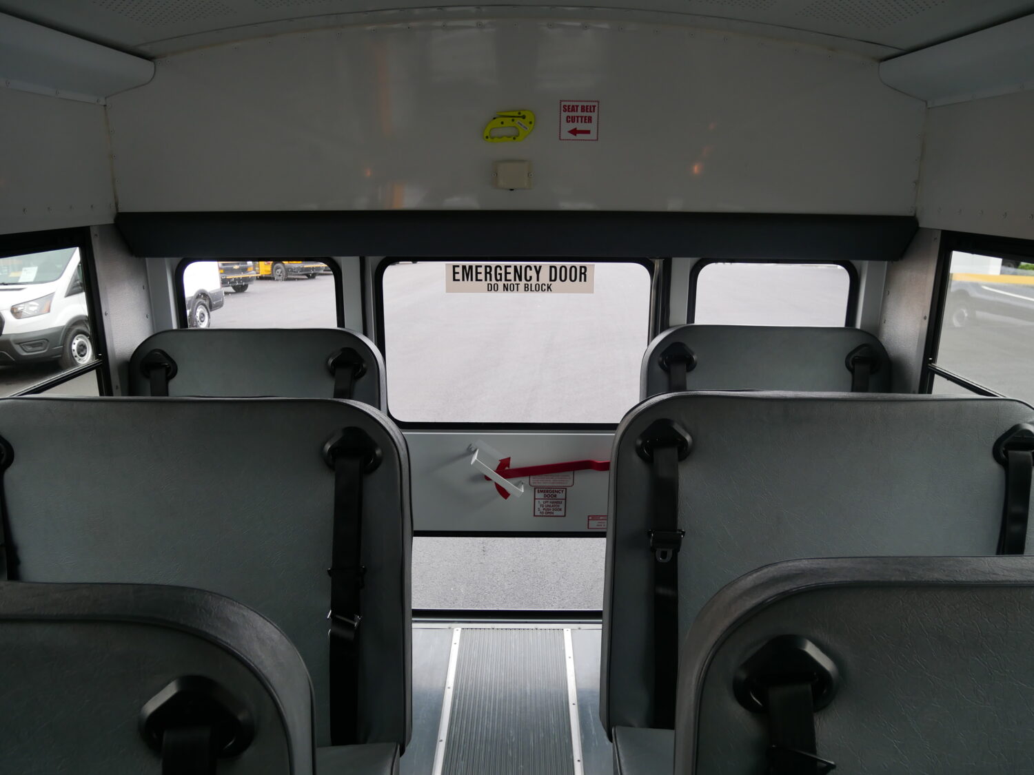 2009 Chevrolet Collins Super Bantam 20 Passenger School Bus - B76442 - Image 7