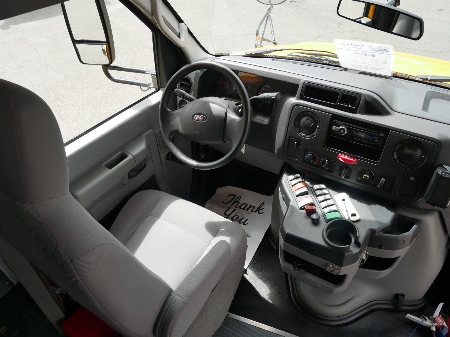 2015 Ford Blue Bird Girardin 18 Passenger School Bus - B25540 - Image 5