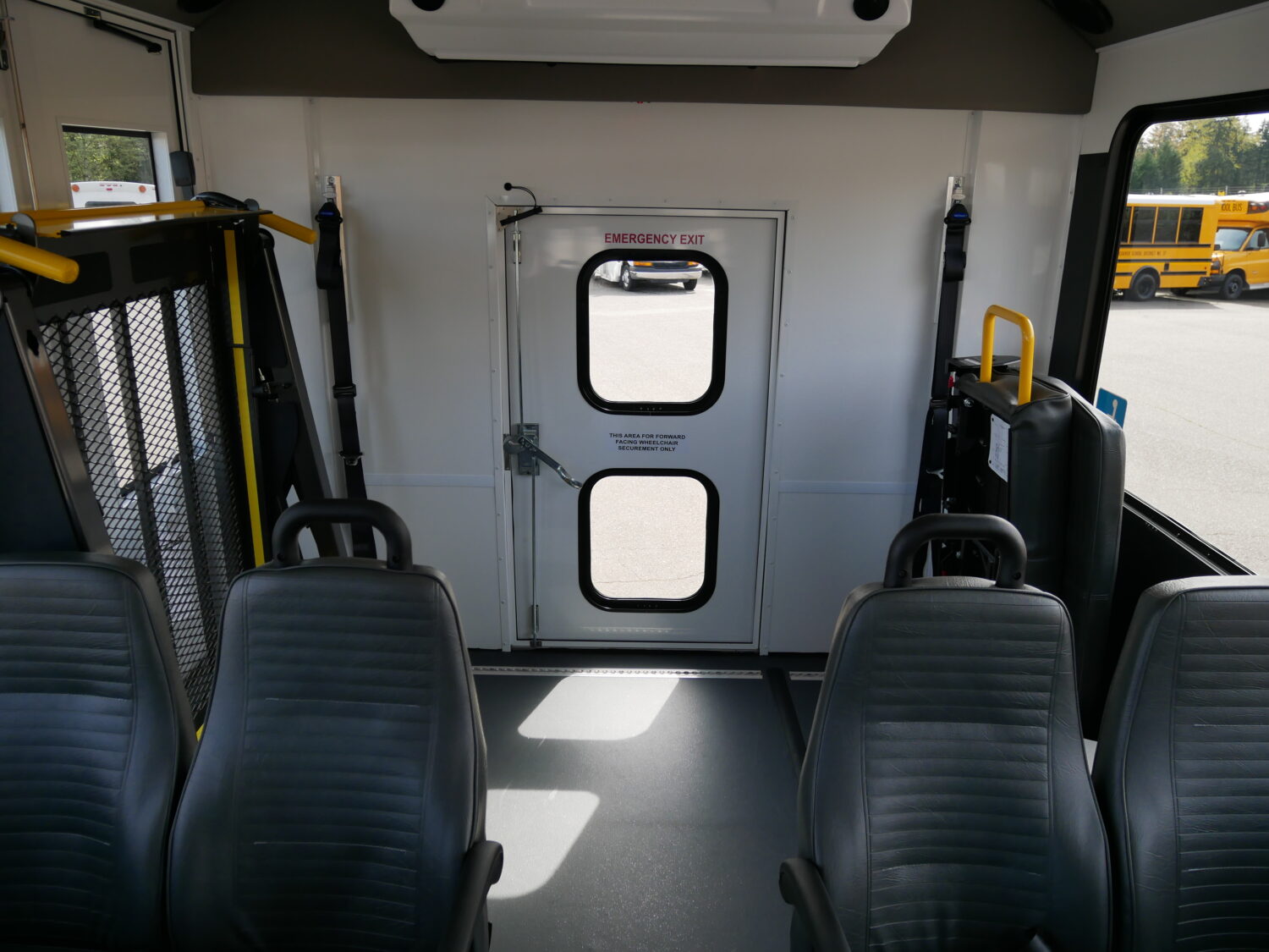 2024 Ford Endera 14 Passenger ADA Shuttle Bus - S32146 - Image 7