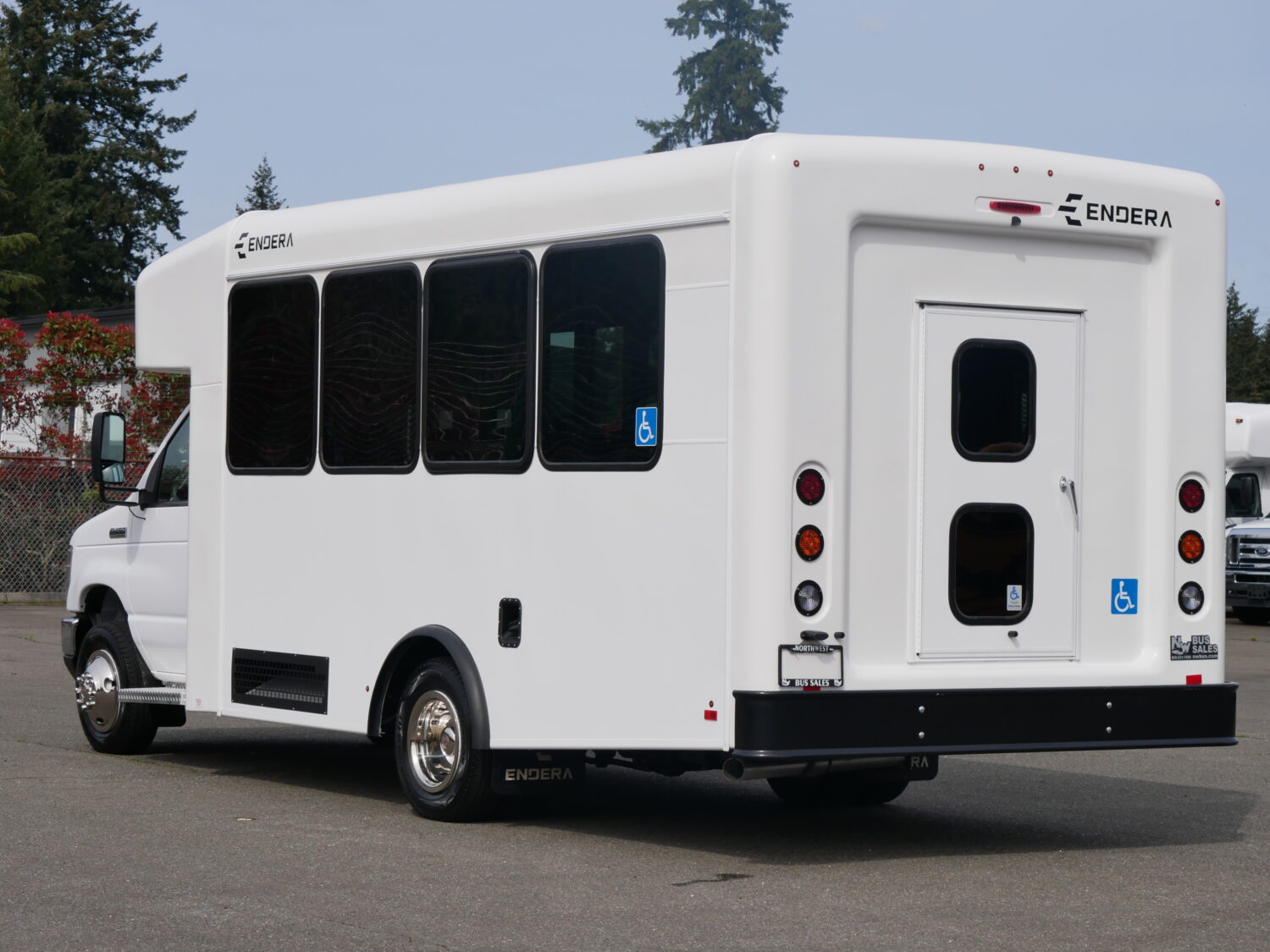 2024 Ford Endera 14 Passenger ADA Shuttle Bus - S28319 - Image 4