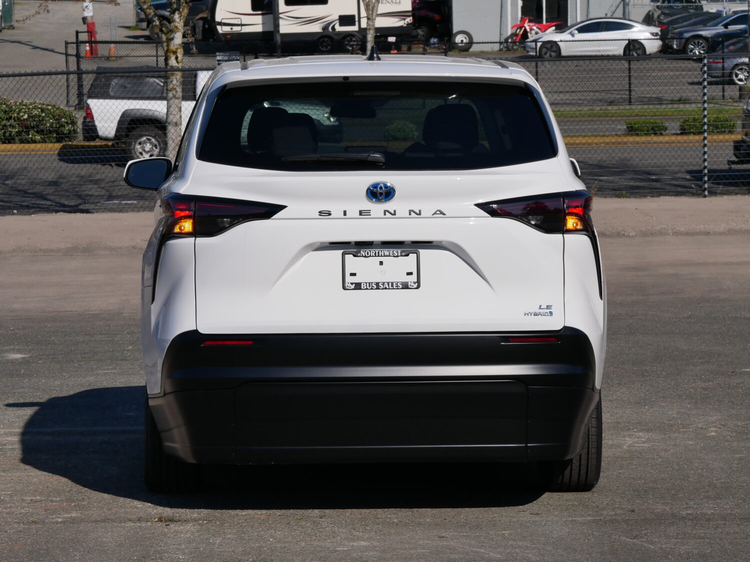 2024 Toyota Sienna Hybrid LE VMI 6 Passenger Side Entry ADA Ramp Van - S25064 - Image 11