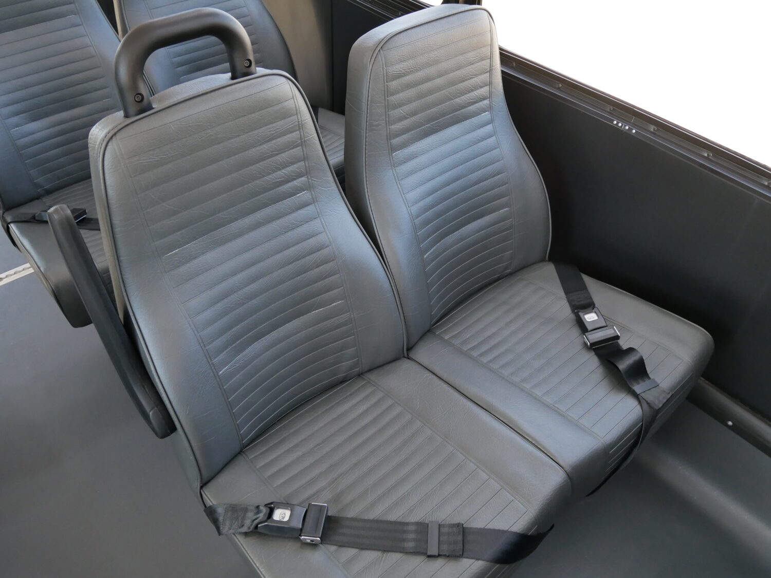 2024 Ford Endera 14 Passenger ADA Shuttle Bus - S32593 - Image 9