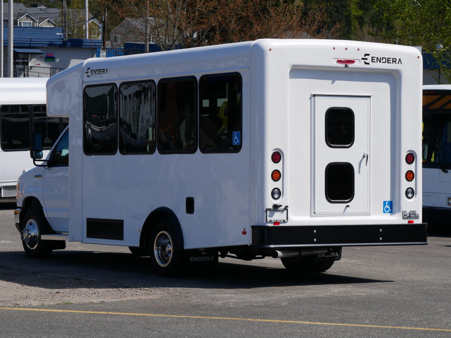 2024 Ford Endera 14 Passenger ADA Shuttle Bus - S32593 - Image 4