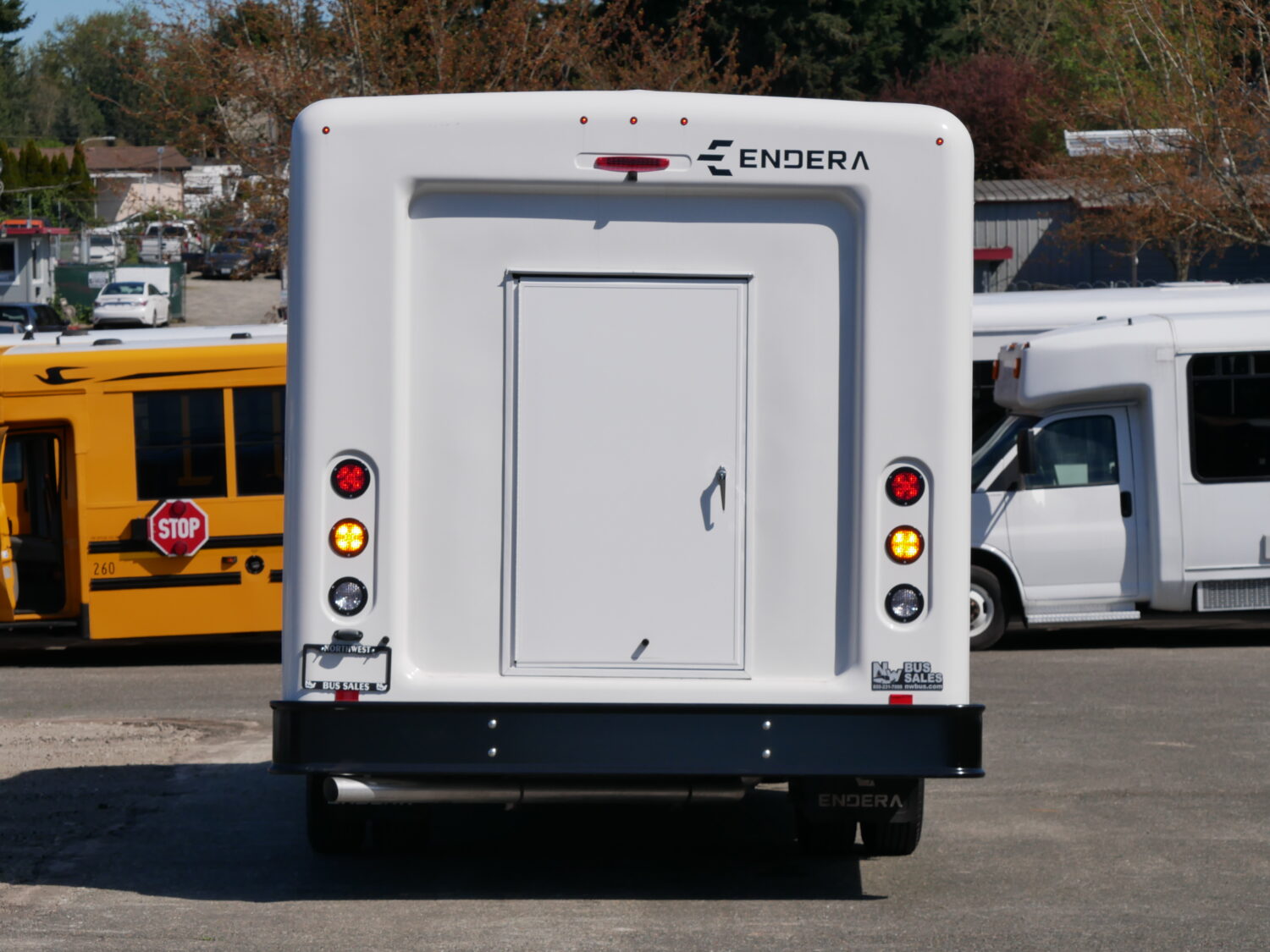 2024 Ford Endera 14 Passenger w/Rear Luggage - S28306 - Image 11