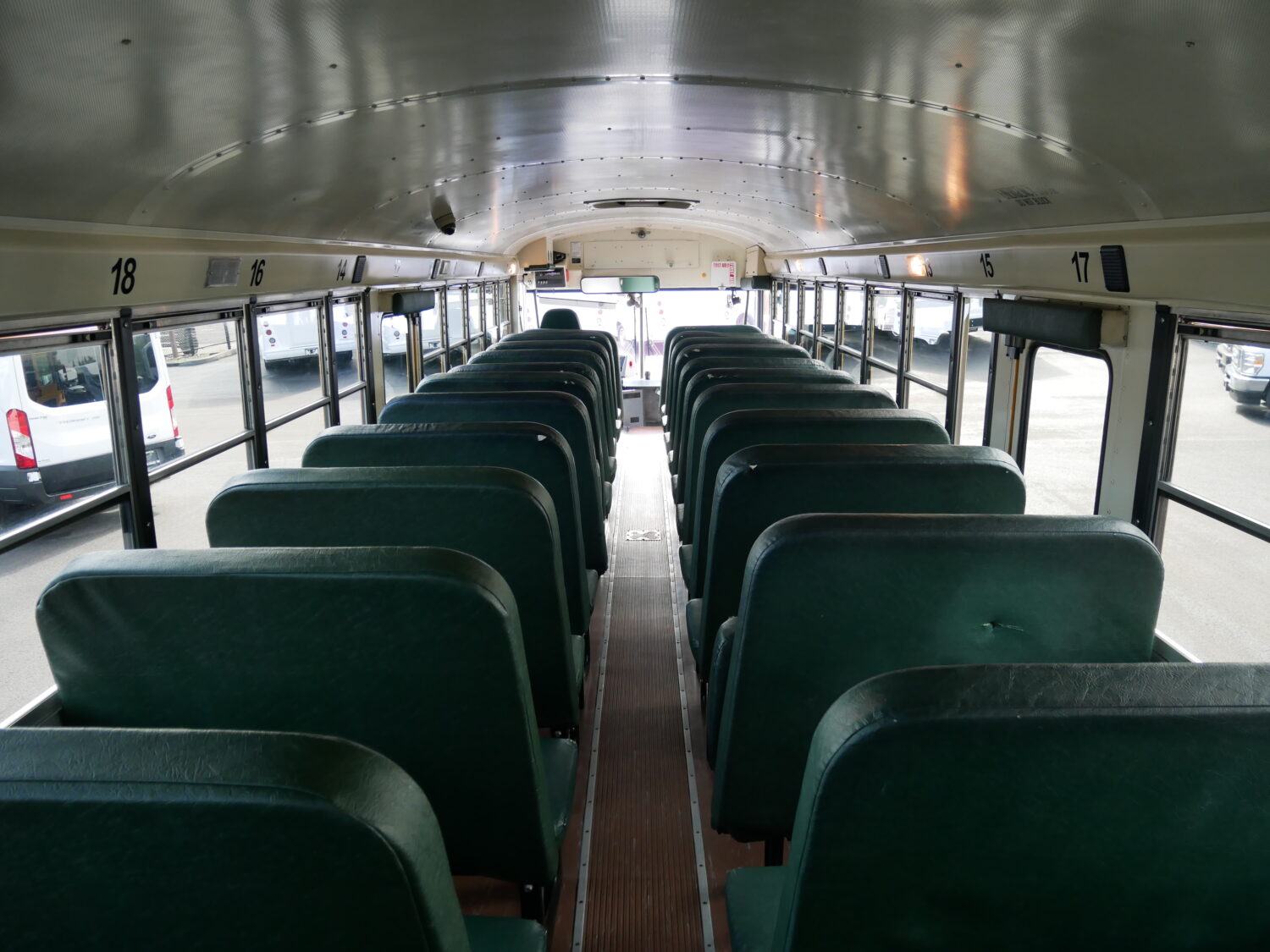 2011 IC RE300 13 Row School Bus - B09014 - Image 8