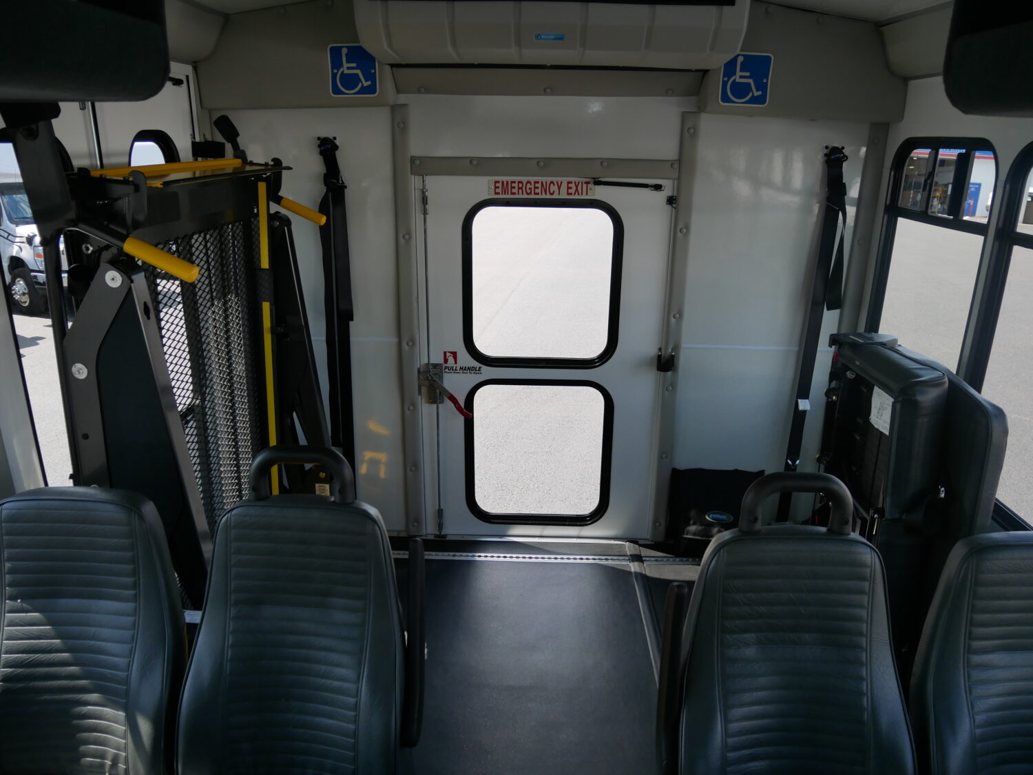 2016 Ford E350 Startrans 14 Passenger ADA Shuttle Bus - S13241 - Image 8