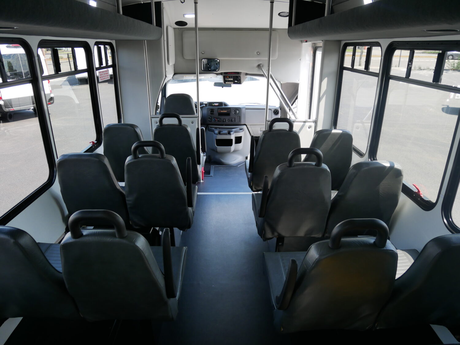 2016 Ford E350 Startrans 14 Passenger ADA Shuttle Bus - S13241 - Image 9