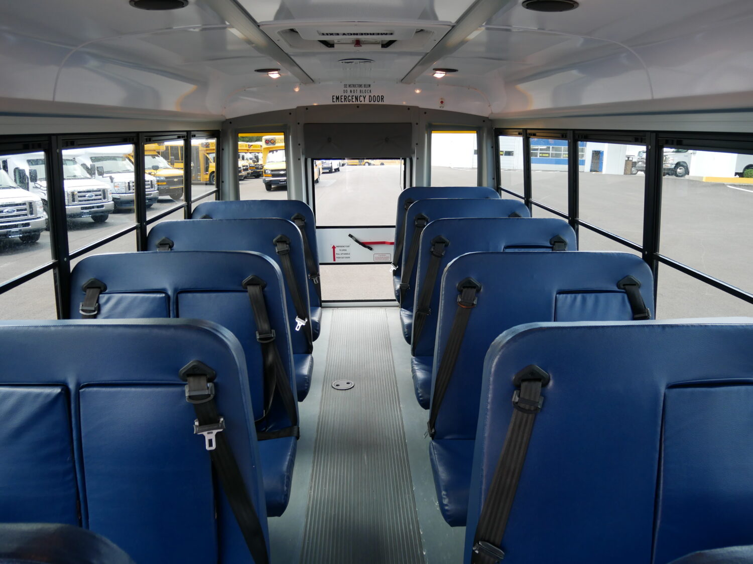 2016 Ford Girardin 18 Pax School Bus - B05347 - Image 6