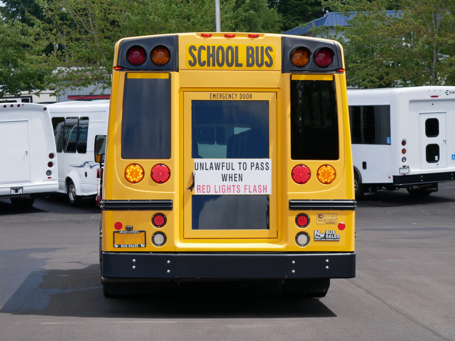 2016 Ford Girardin 18 Pax School Bus - B05347 - Image 11