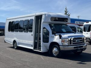 2017 Ford Turtle Top 21 Passenger Shuttle Bus - S25084