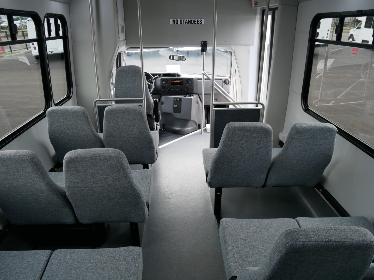 2019 Ford Glaval 14 Passenger + Rear Luggage Shuttle Bus - S14290 - Image 8