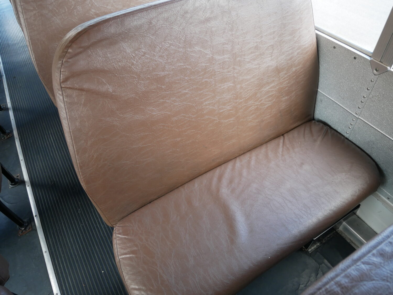 2001 International Blue Bird 53 Passenger School Bus - B68099 - Image 9