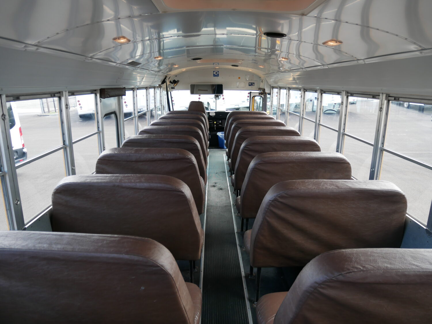 2001 International Blue Bird 53 Passenger School Bus - B68099 - Image 8