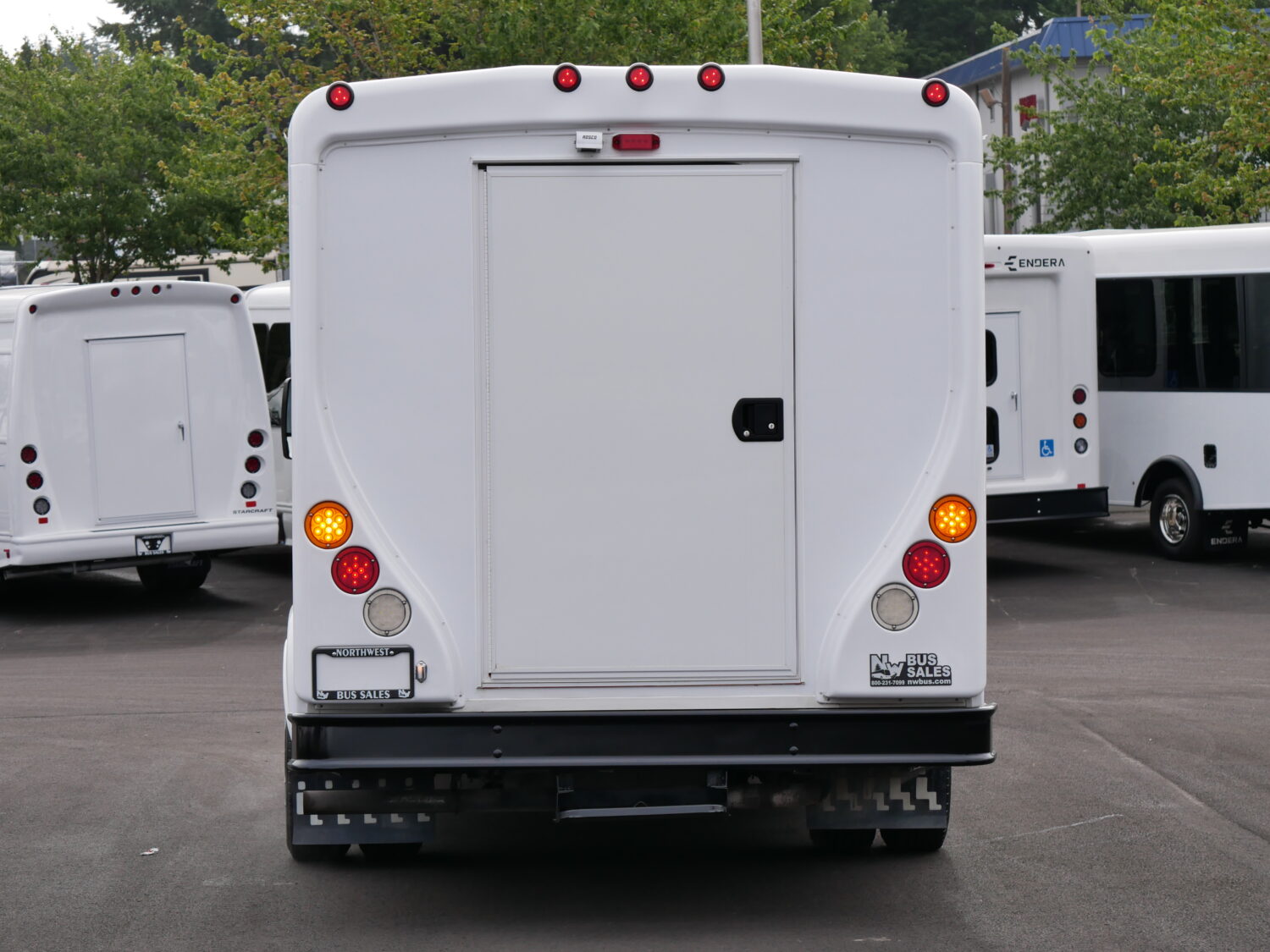 2016 Ford Goshen 14 Passenger with Rear Luggage Shuttle Bus - S33286 - Image 11