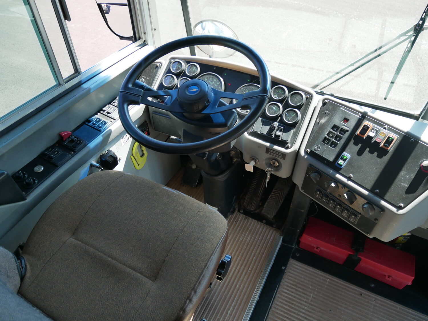 2006 Blue Bird All American 78 Passenger School Bus - B32220 - Image 5